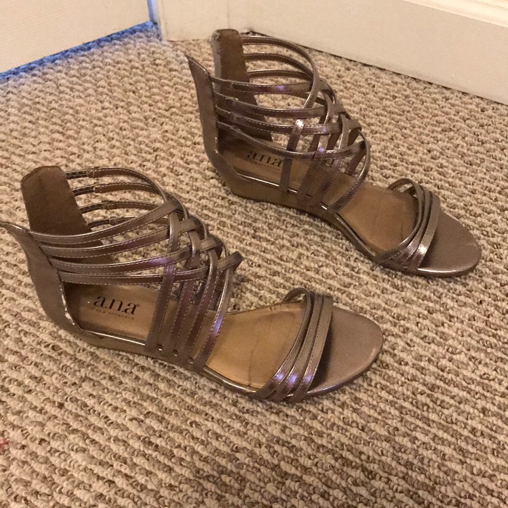 Used a.n.a brand shoes